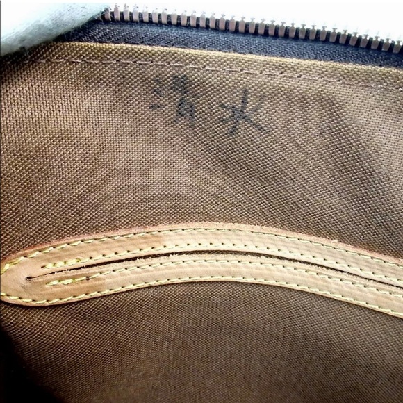 Louis Vuitton monogram  Alma - Picture 10 of 12